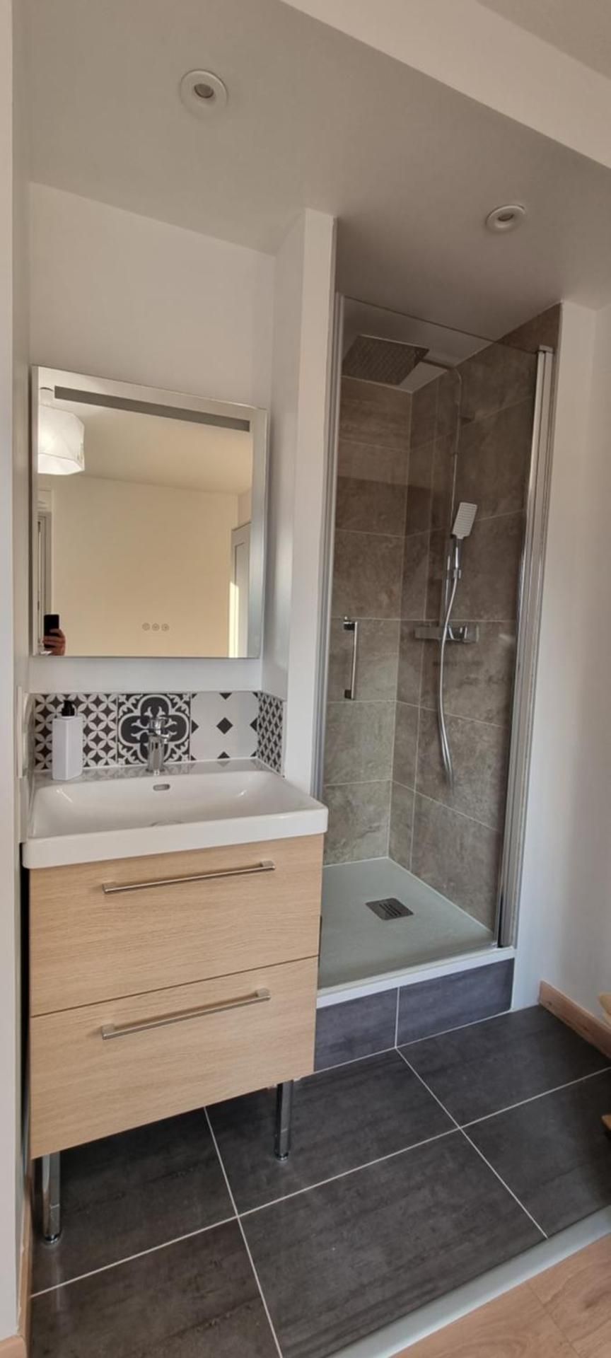Single Room With Private Bathroom