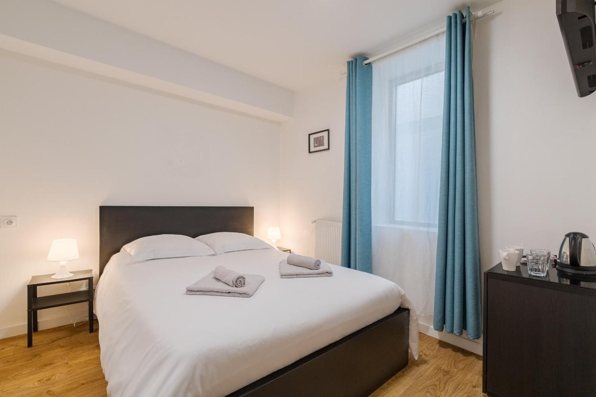Double Room with Private Bathroom