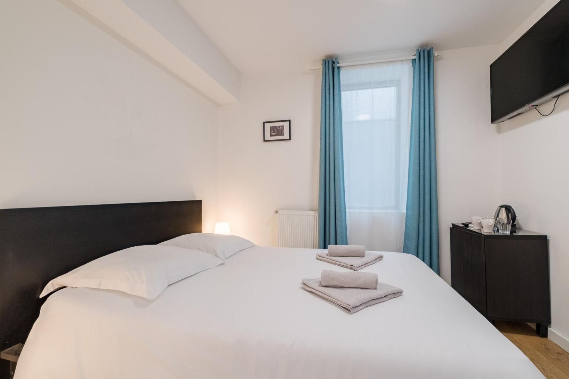 Double Room with Private Bathroom