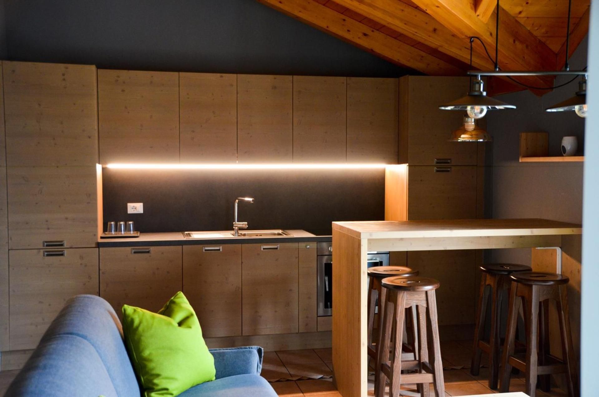 Family Room with Mountain View