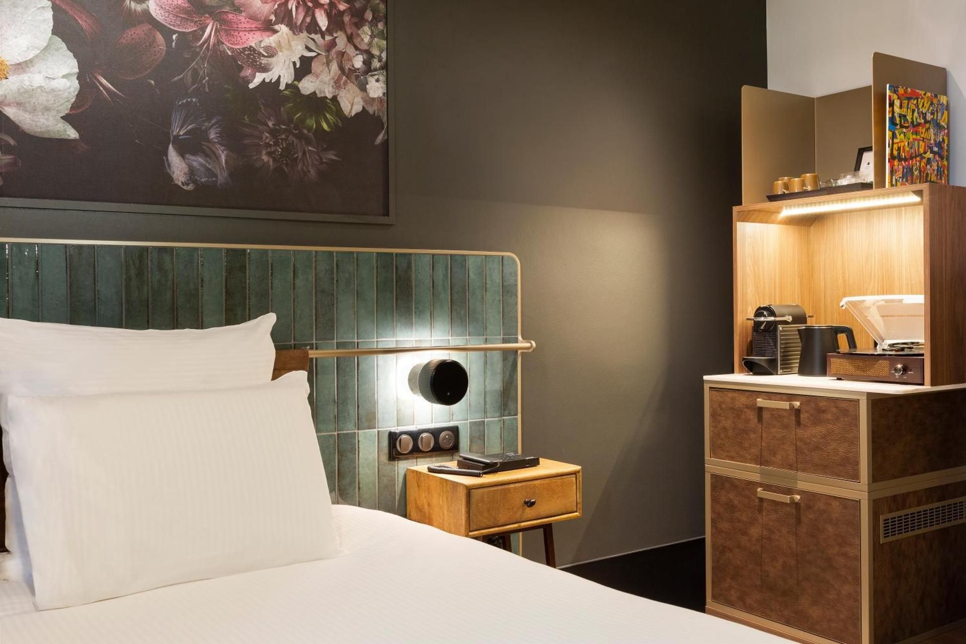 Superior Room, 1 Double Bed, City View