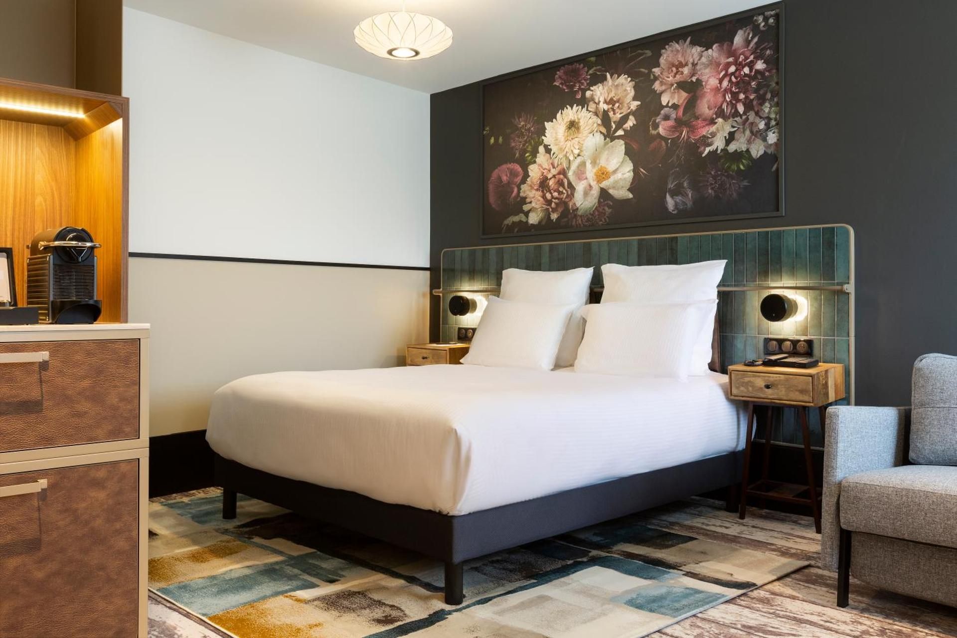 2 Adjacent rooms