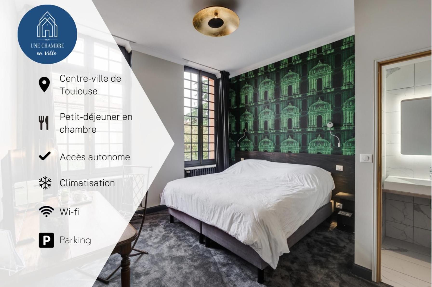Deluxe King Room