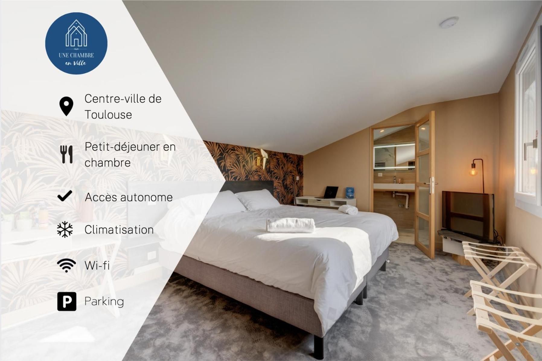 Deluxe Queen Room