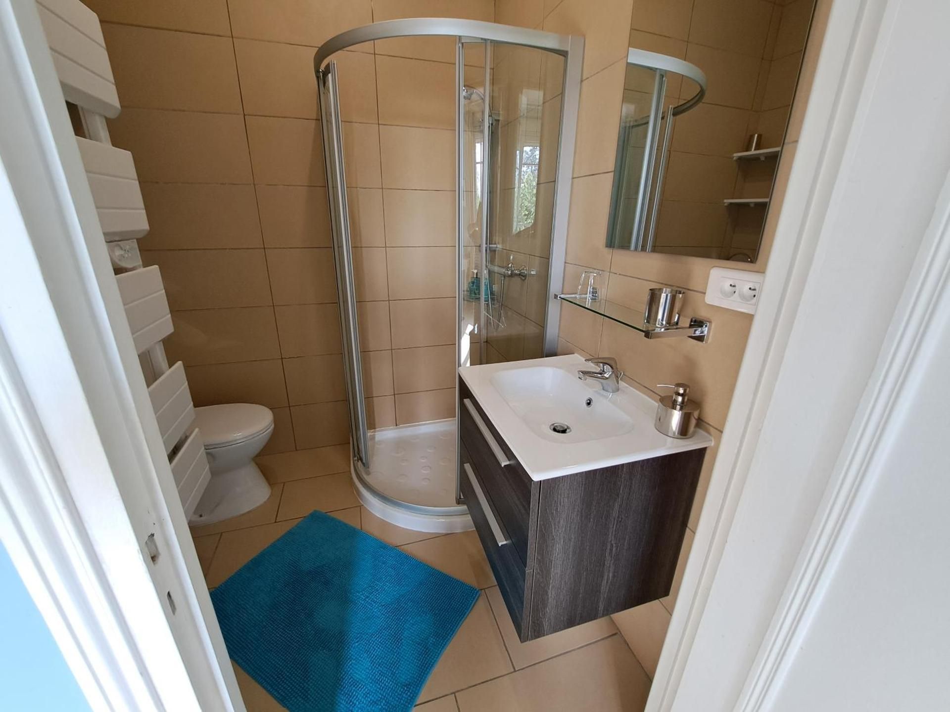Double Room with Private Bathroom
