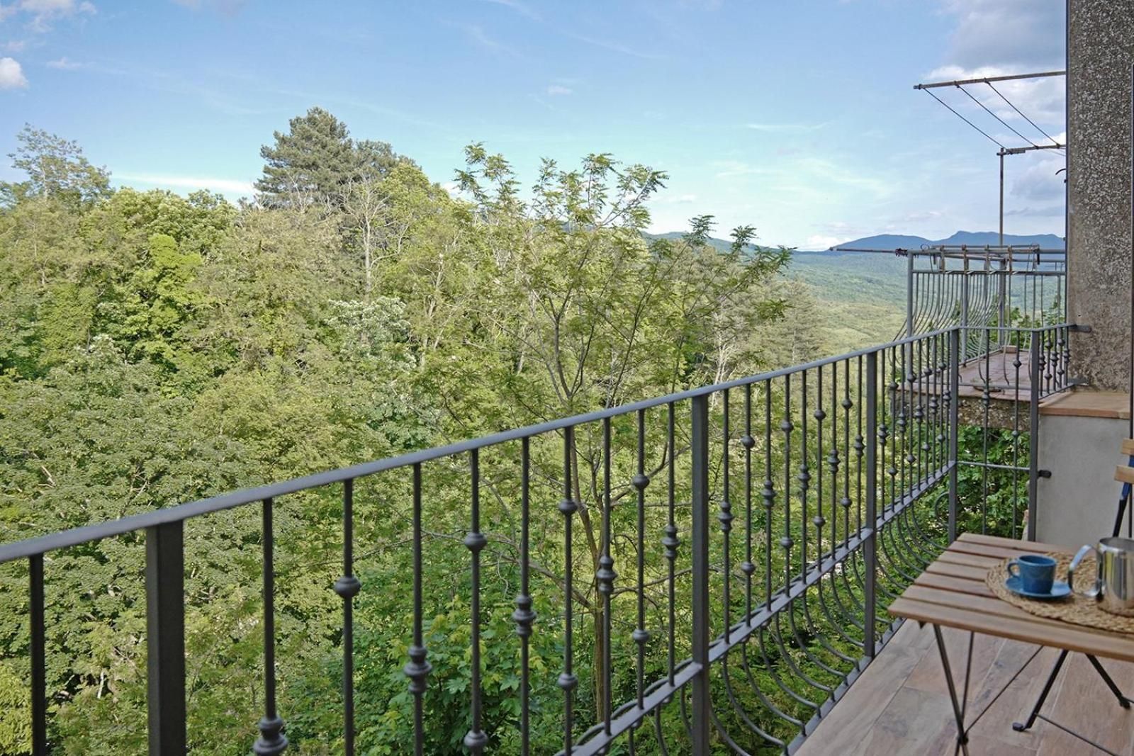 Studio with Balcony