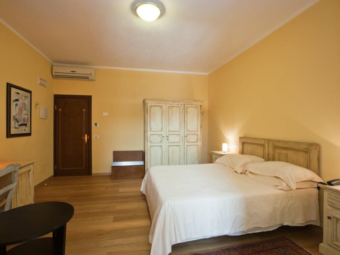 La Trigola Family Room (2 Adults + 1 Child) 2