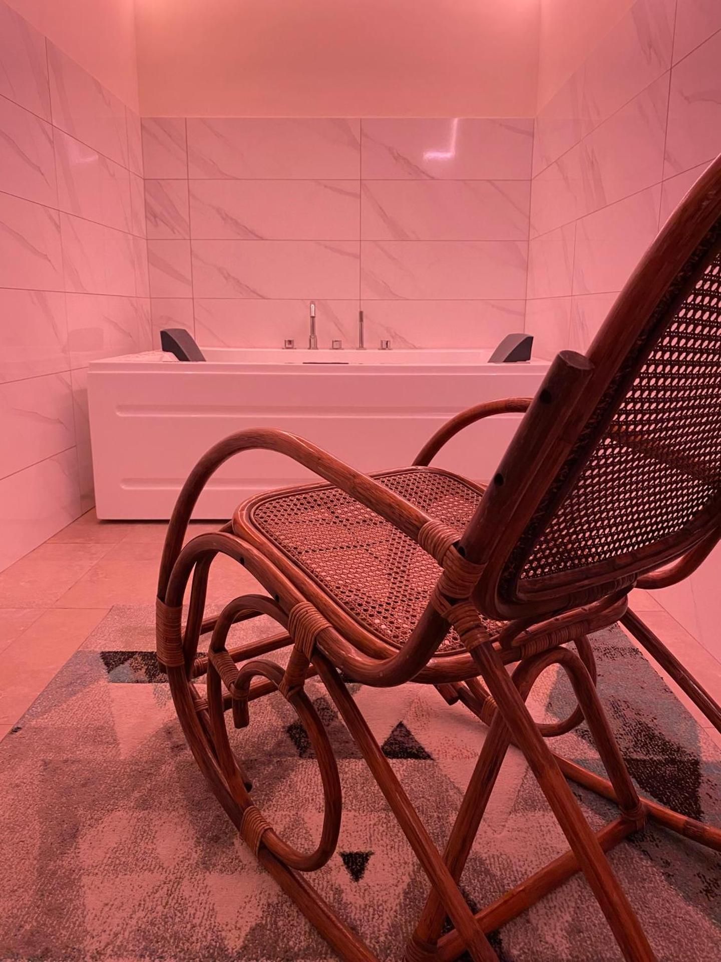Suite with Hot Tub