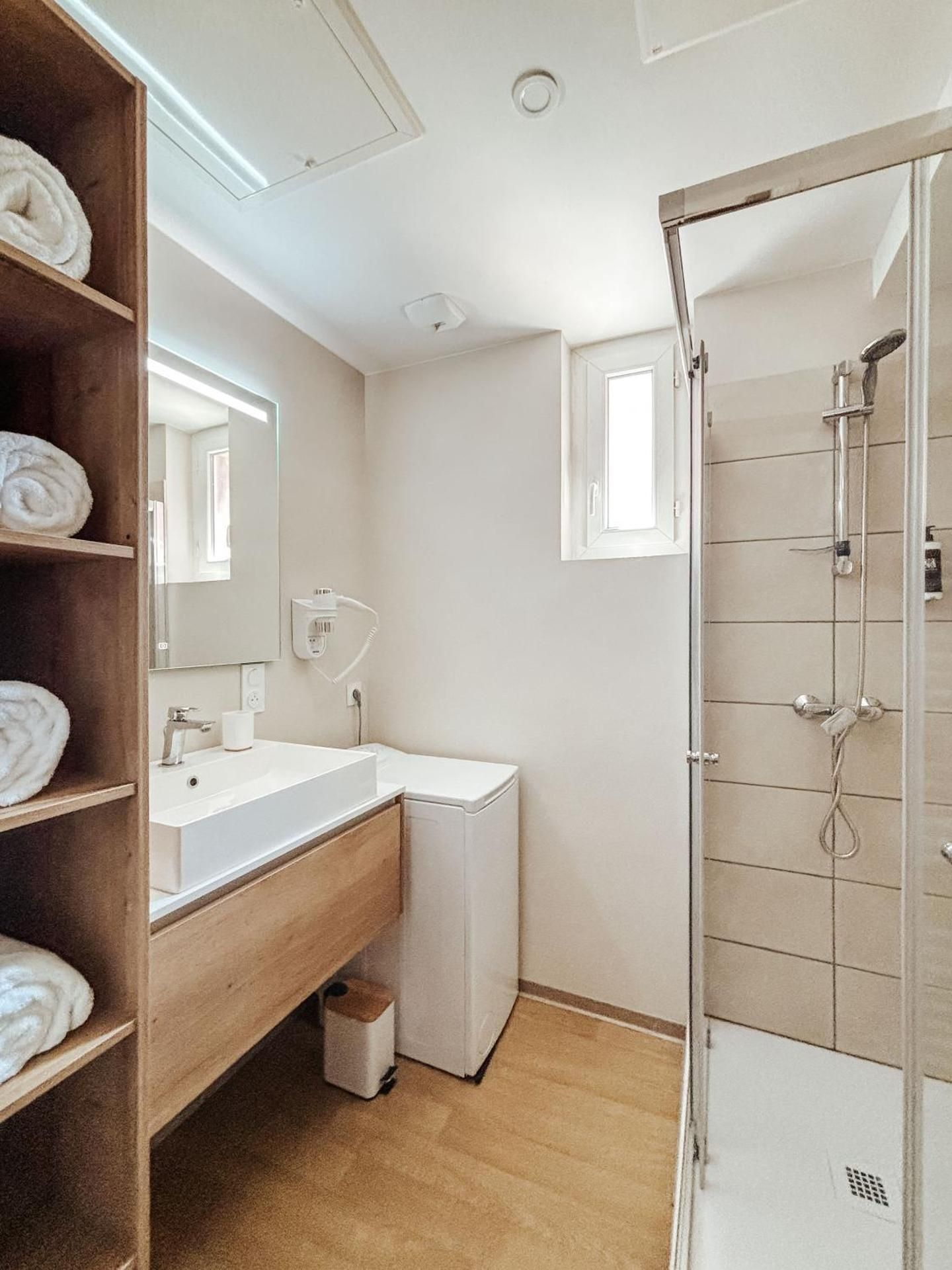 Two-Bedroom Deluxe Apartment
