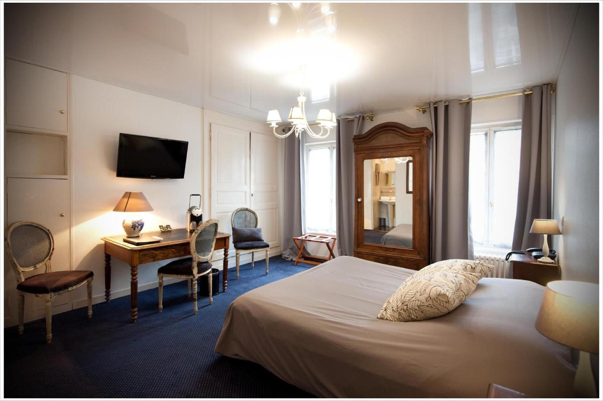 Double Room with Courtyard View