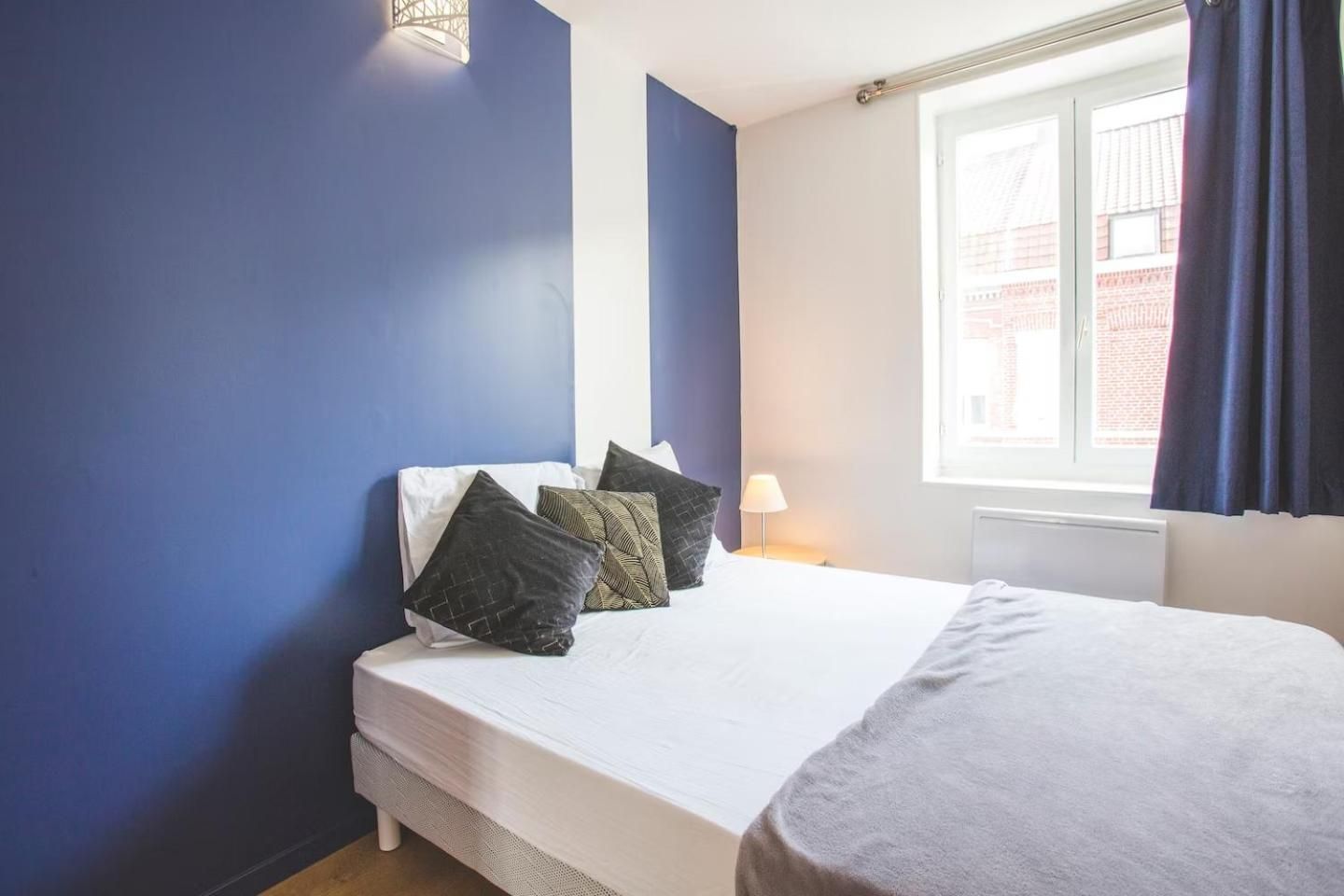 Double Room with Shared Bathroom