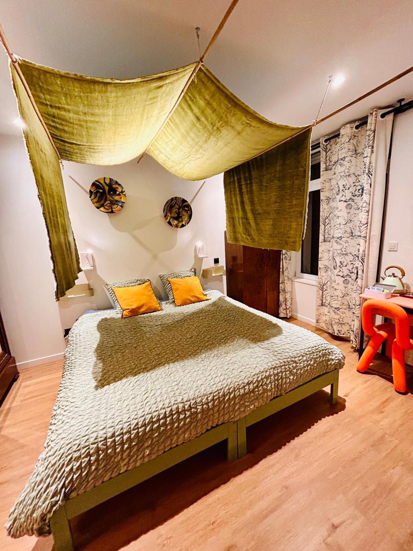 Double Room with Private Bathroom