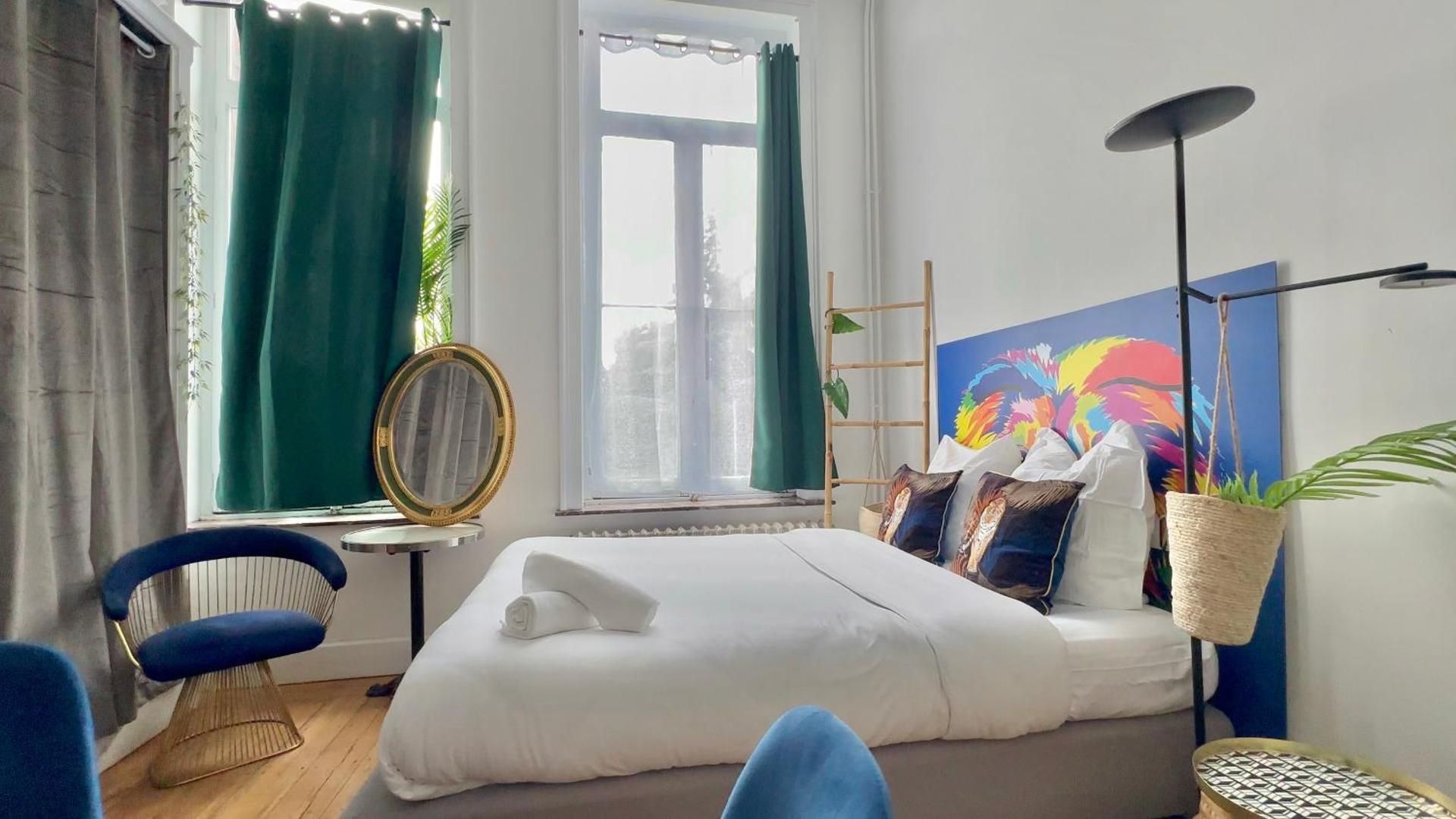 Queen Room with Garden View