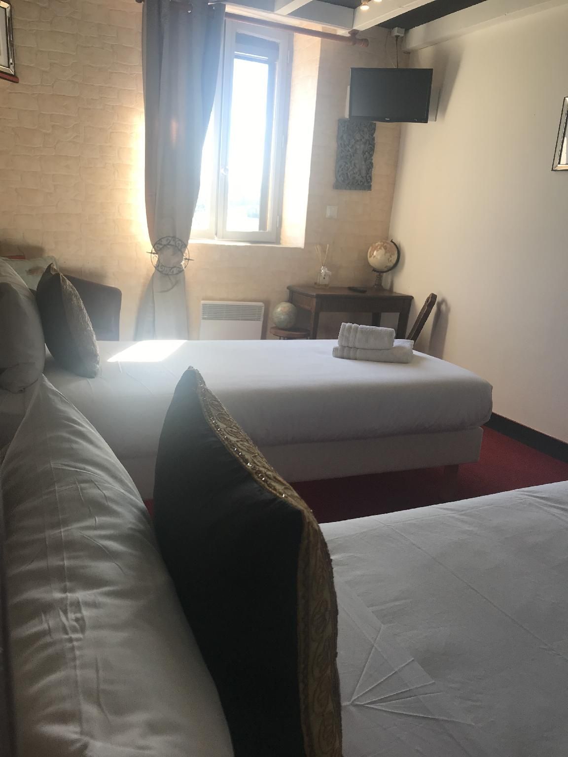 Classic Twin Room