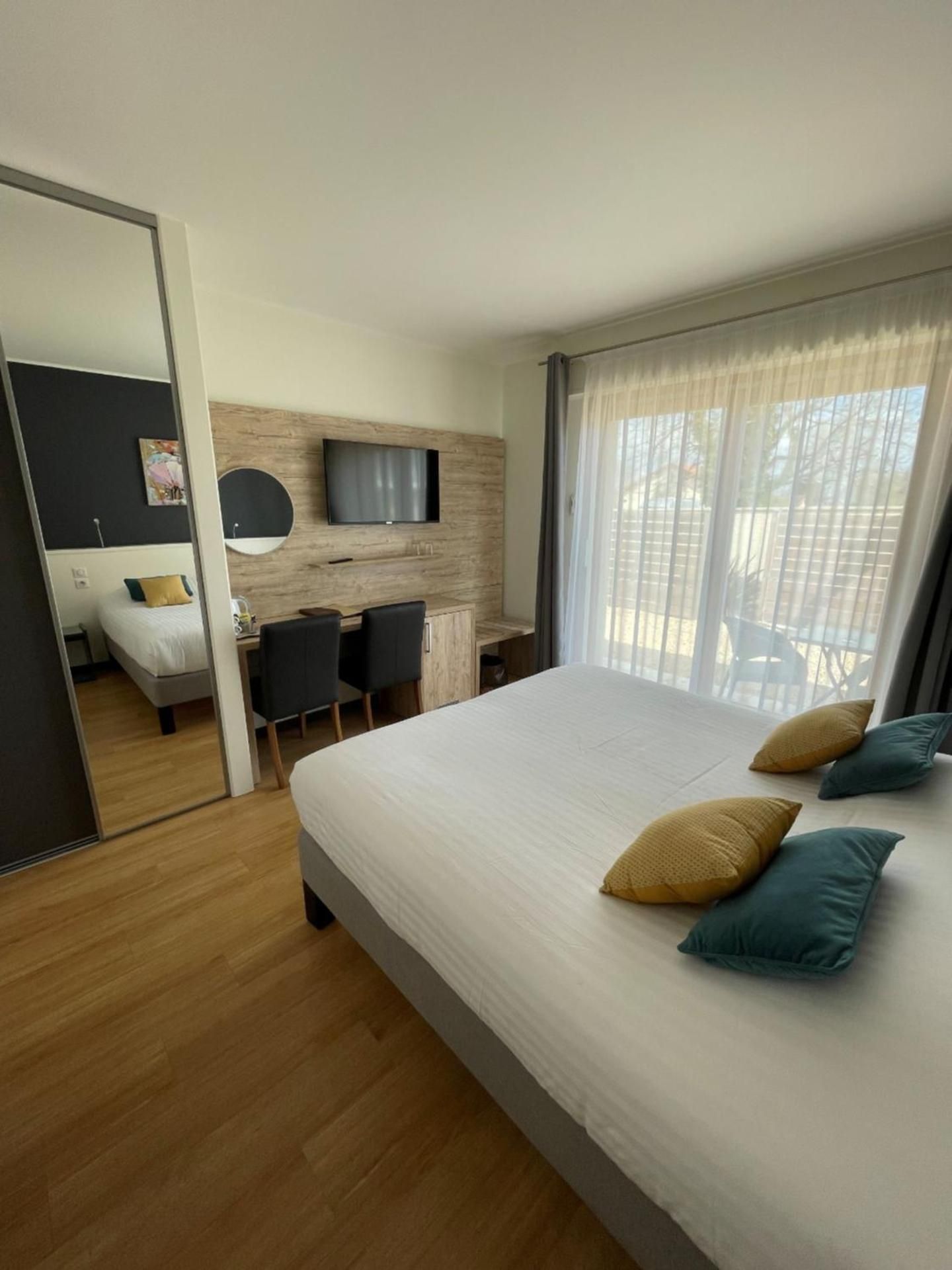 Comfort Double Room With Terrace