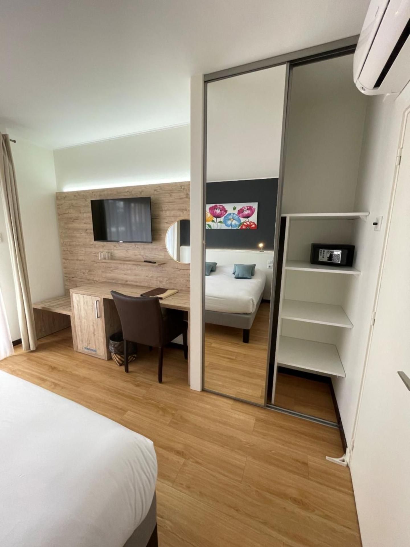 Comfort Double Room With Terrace