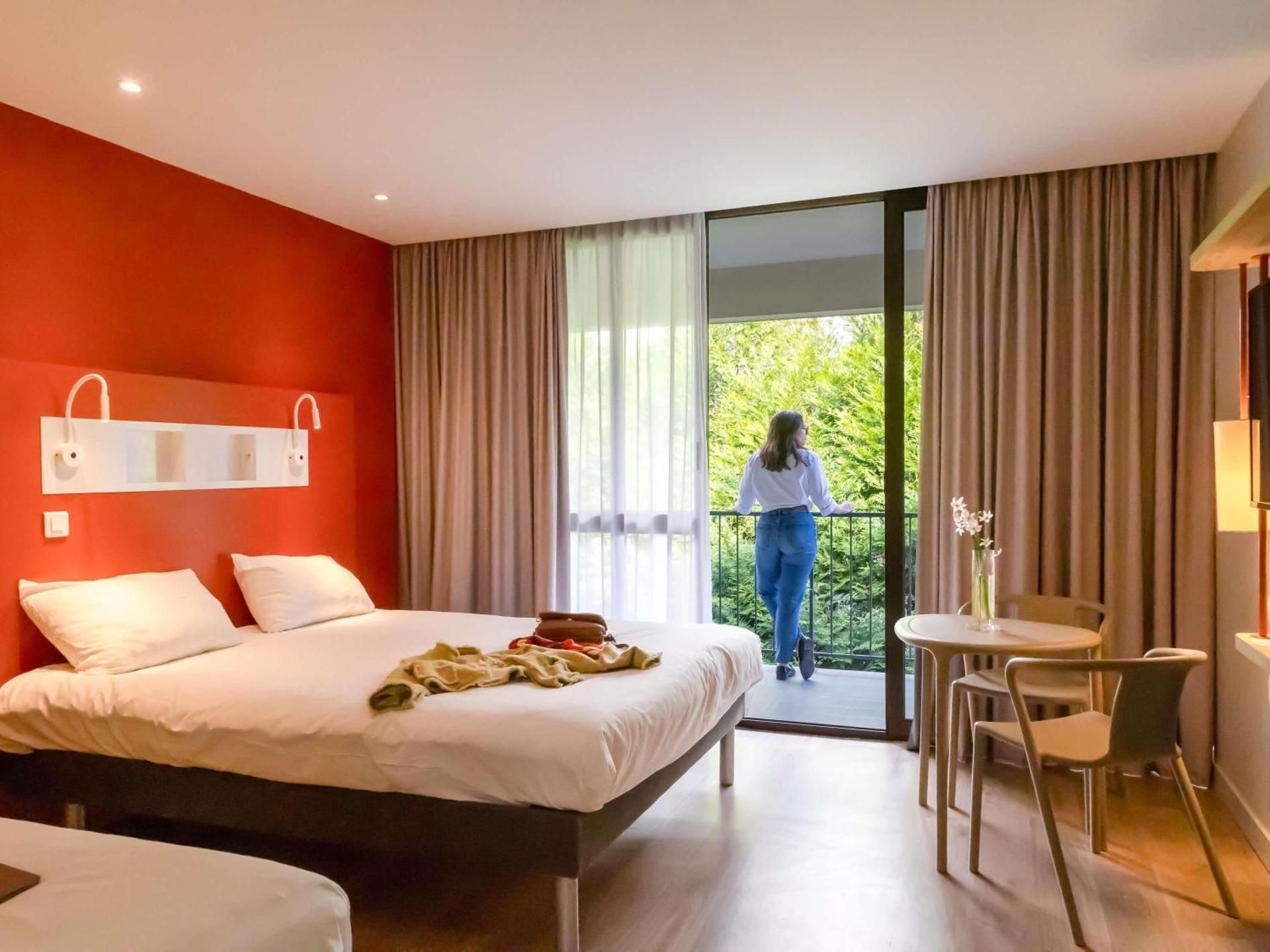 Triple Room with a Double Bed and a Single Bed