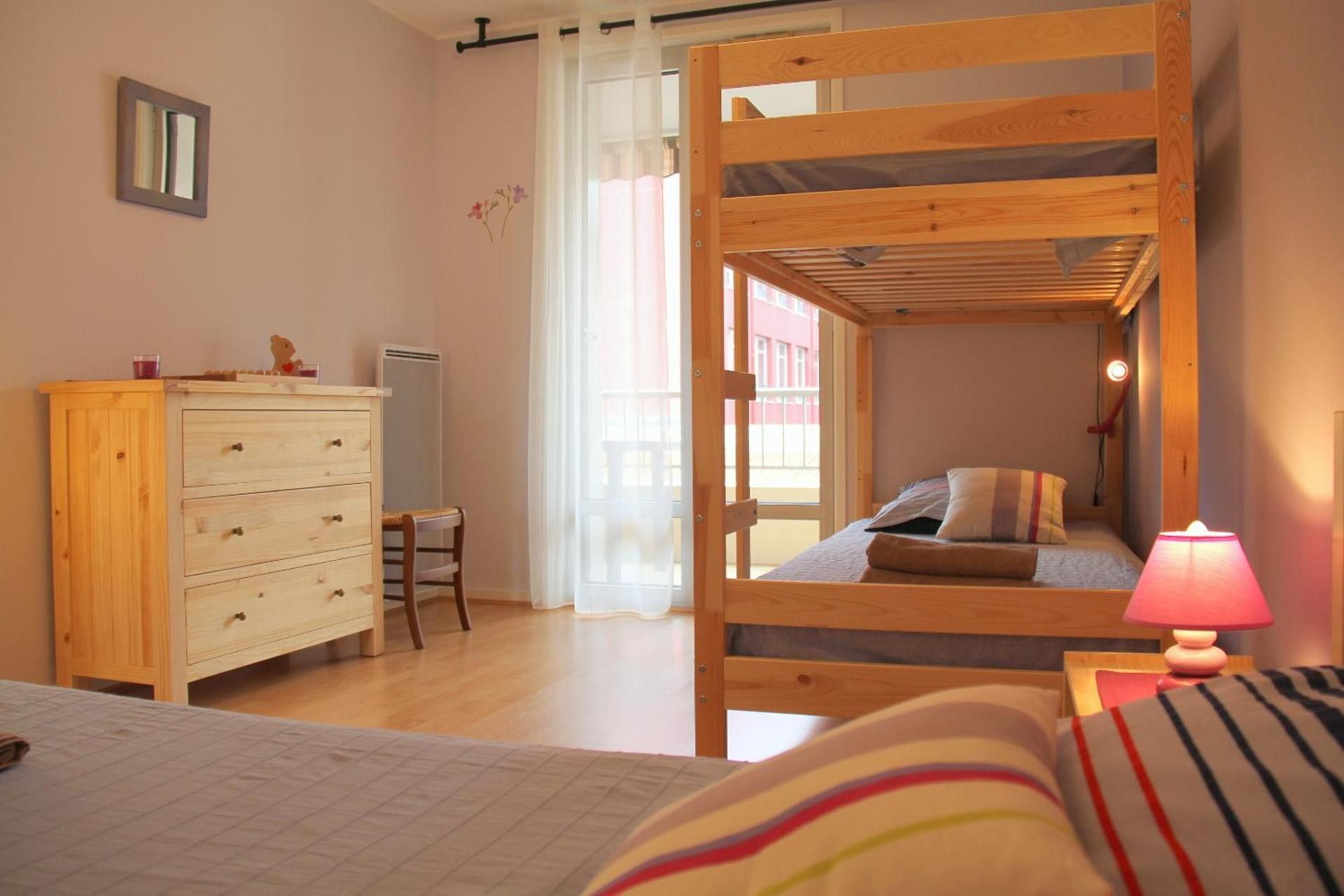 Appartement-Classement 4 étoiles-Terrasse-Première Classe-Salle de bain