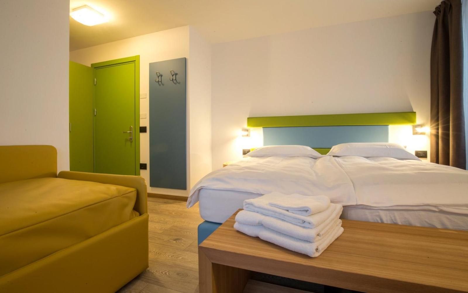 Large Double or Twin Room