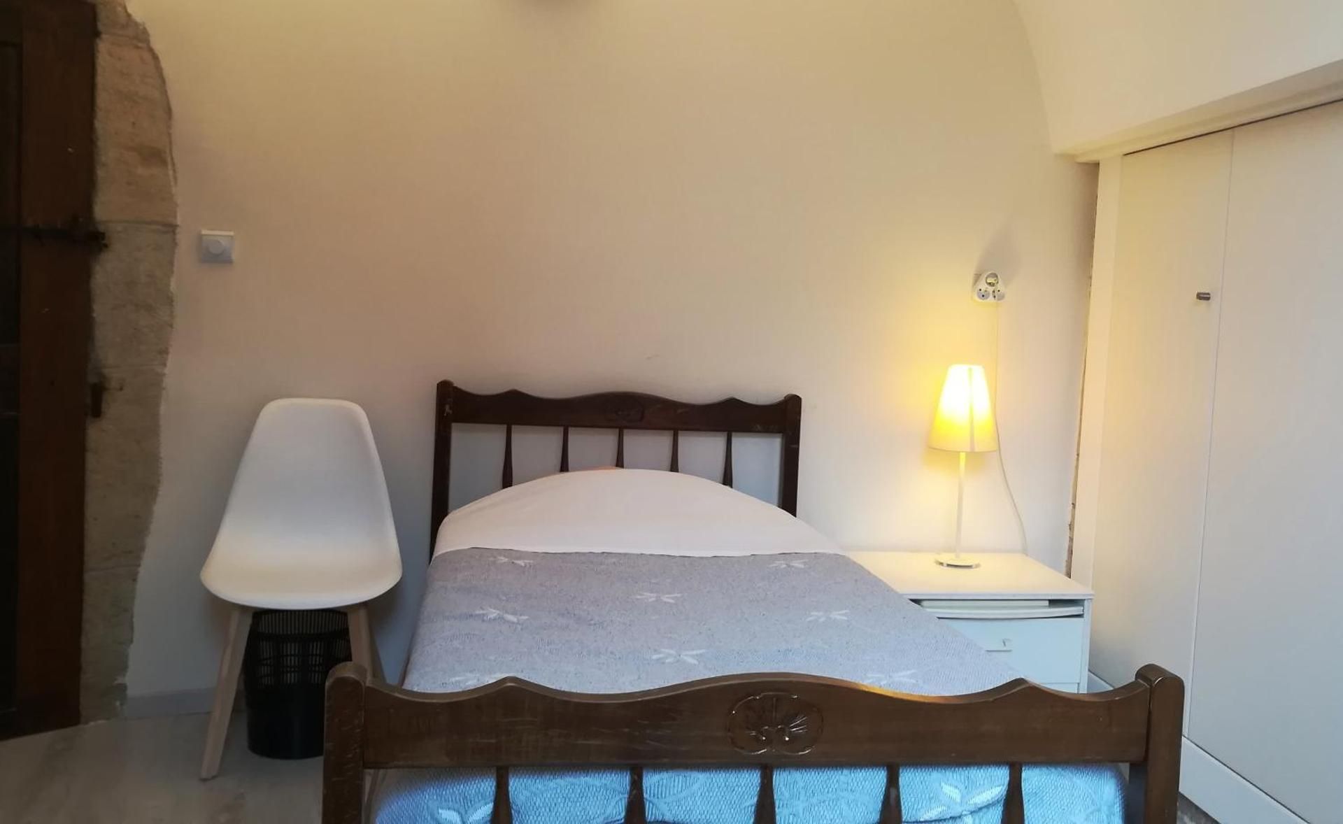 Single Room with Shared Shower and Toilet