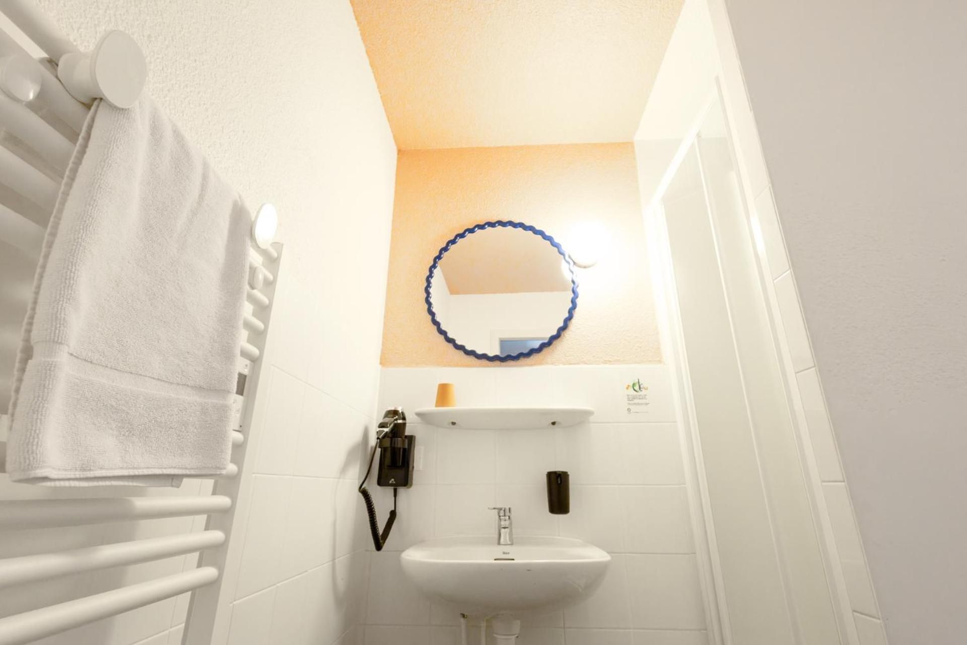 Superior Double or Twin Room with Lake View
