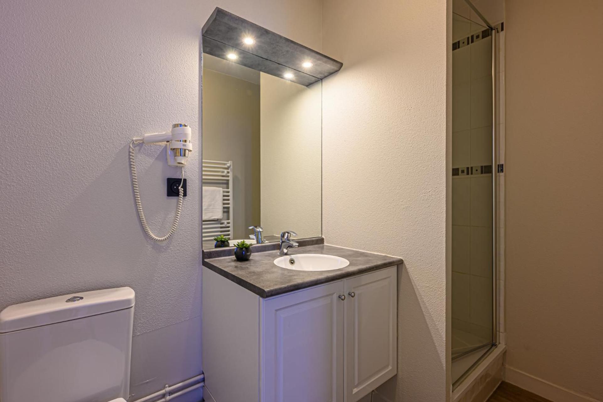 Standard Two Room Apartment