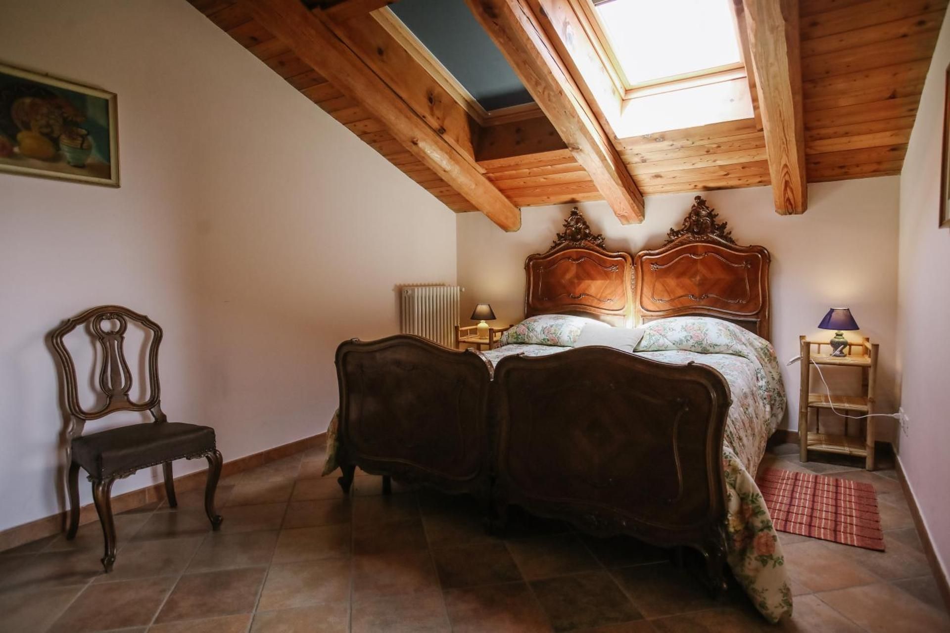 One-Bedroom Apartment with Balcony
