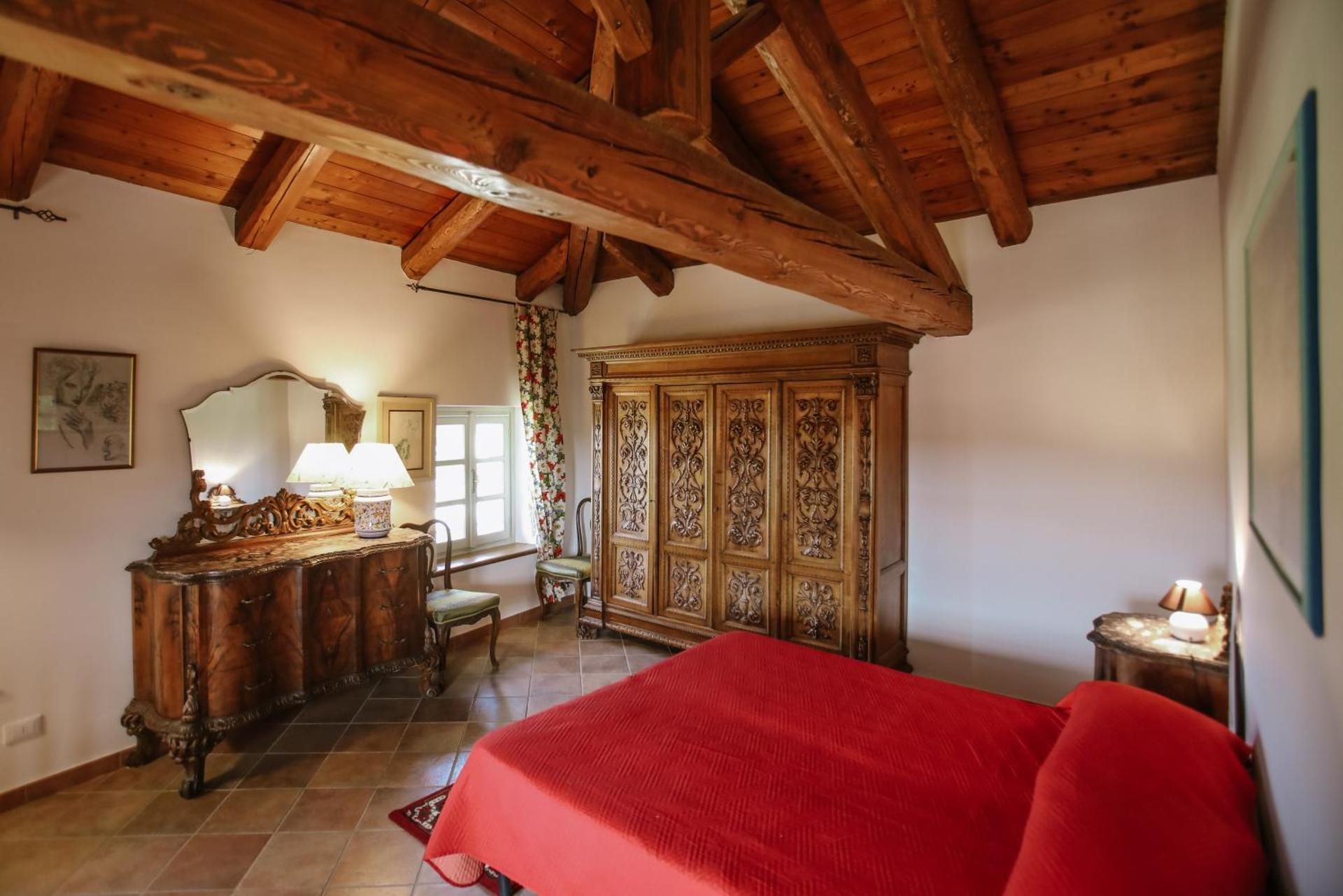 One-Bedroom Apartment with Garden View