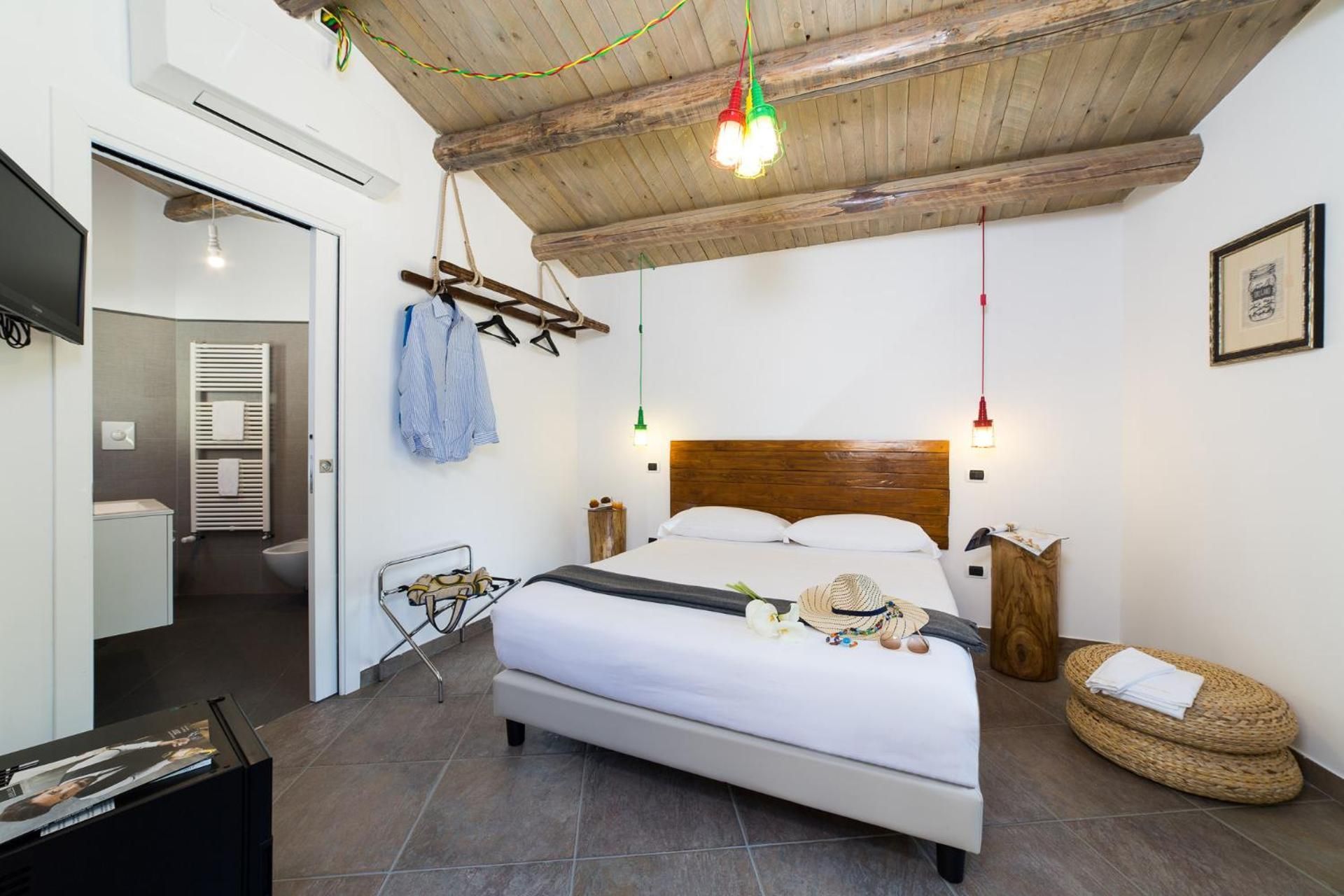 Double Room with Private Bathroom