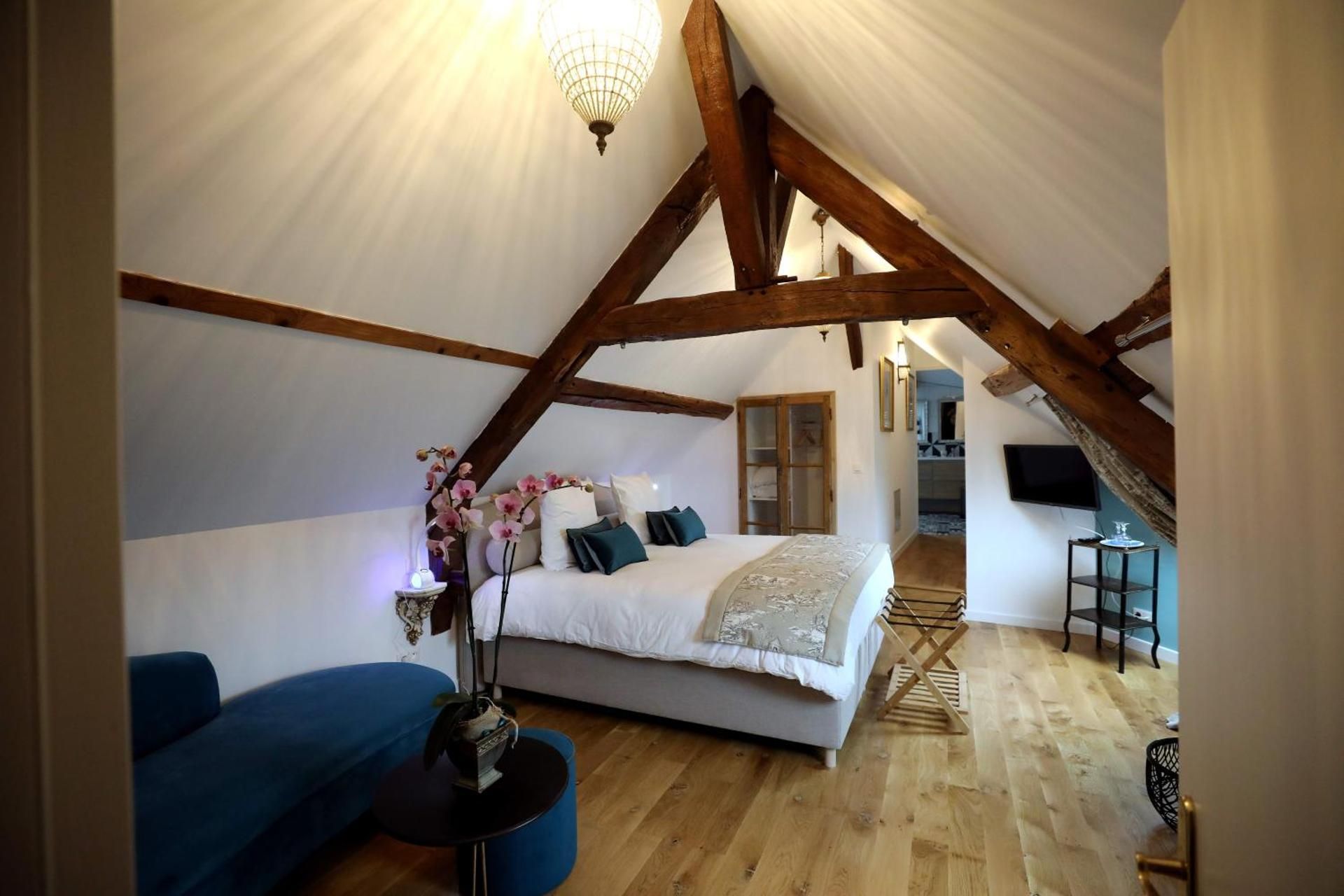 Deluxe Double or Twin Room