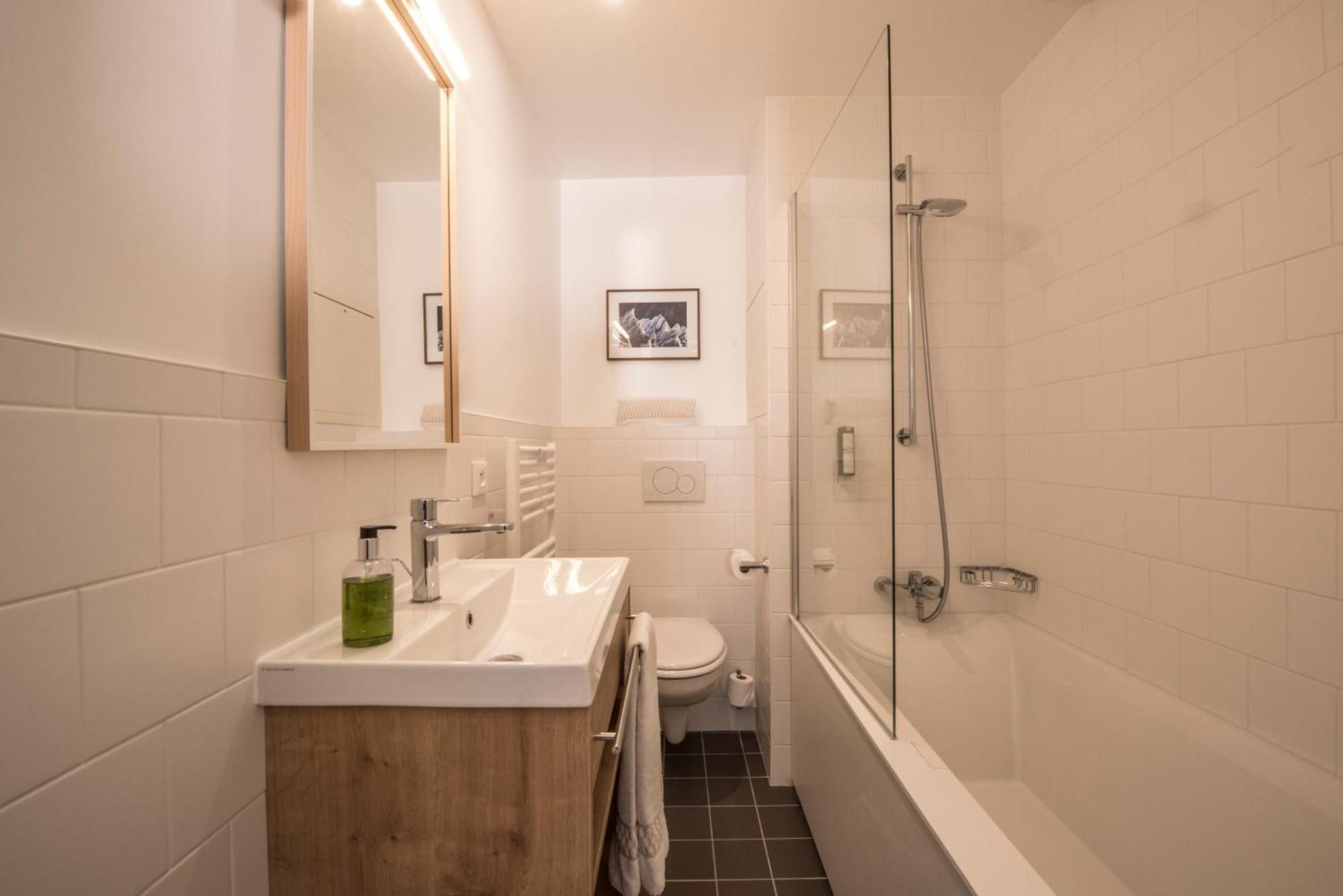 One-bedroom Apartment Superior