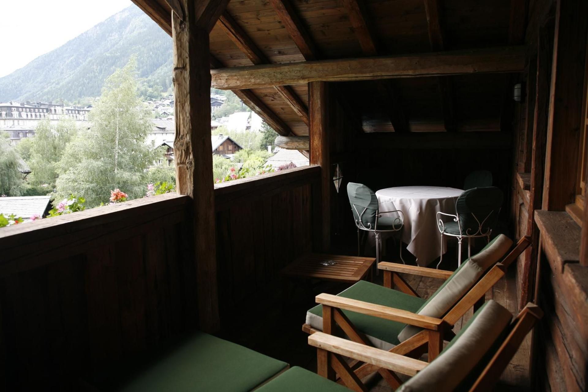 Two-Bedroom Apartment - La Ferme