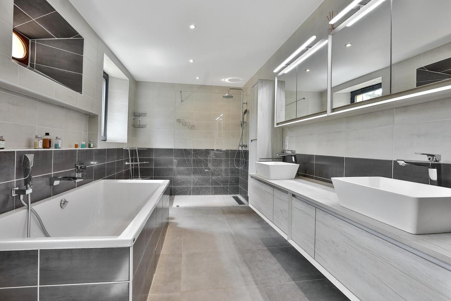 Family Room with Private Bathroom