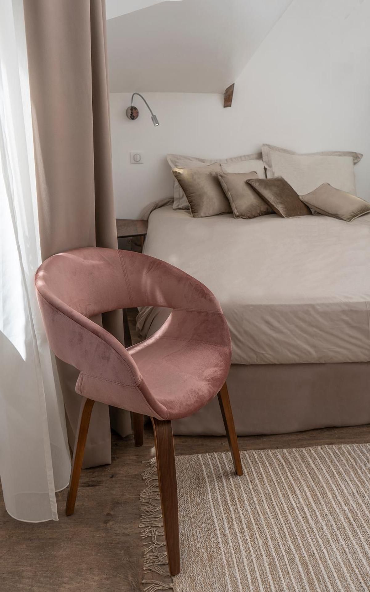 Queen Suite