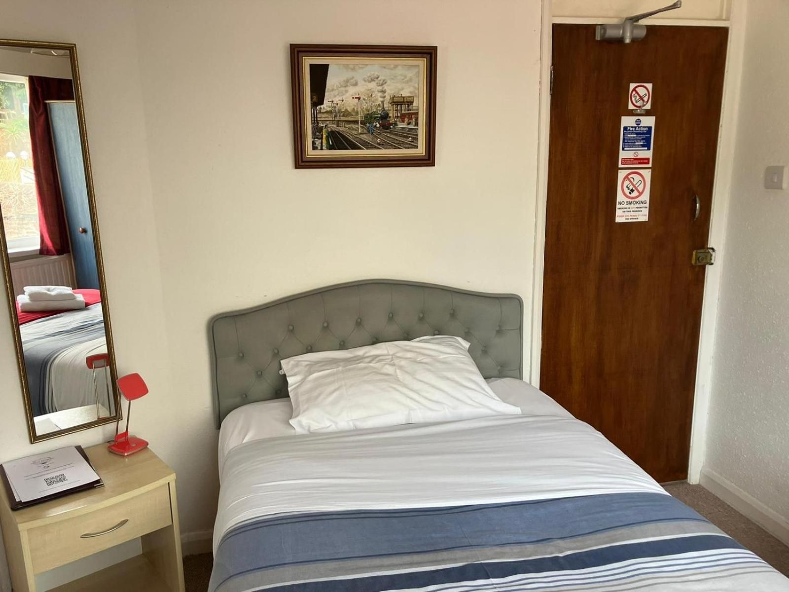 Single Room