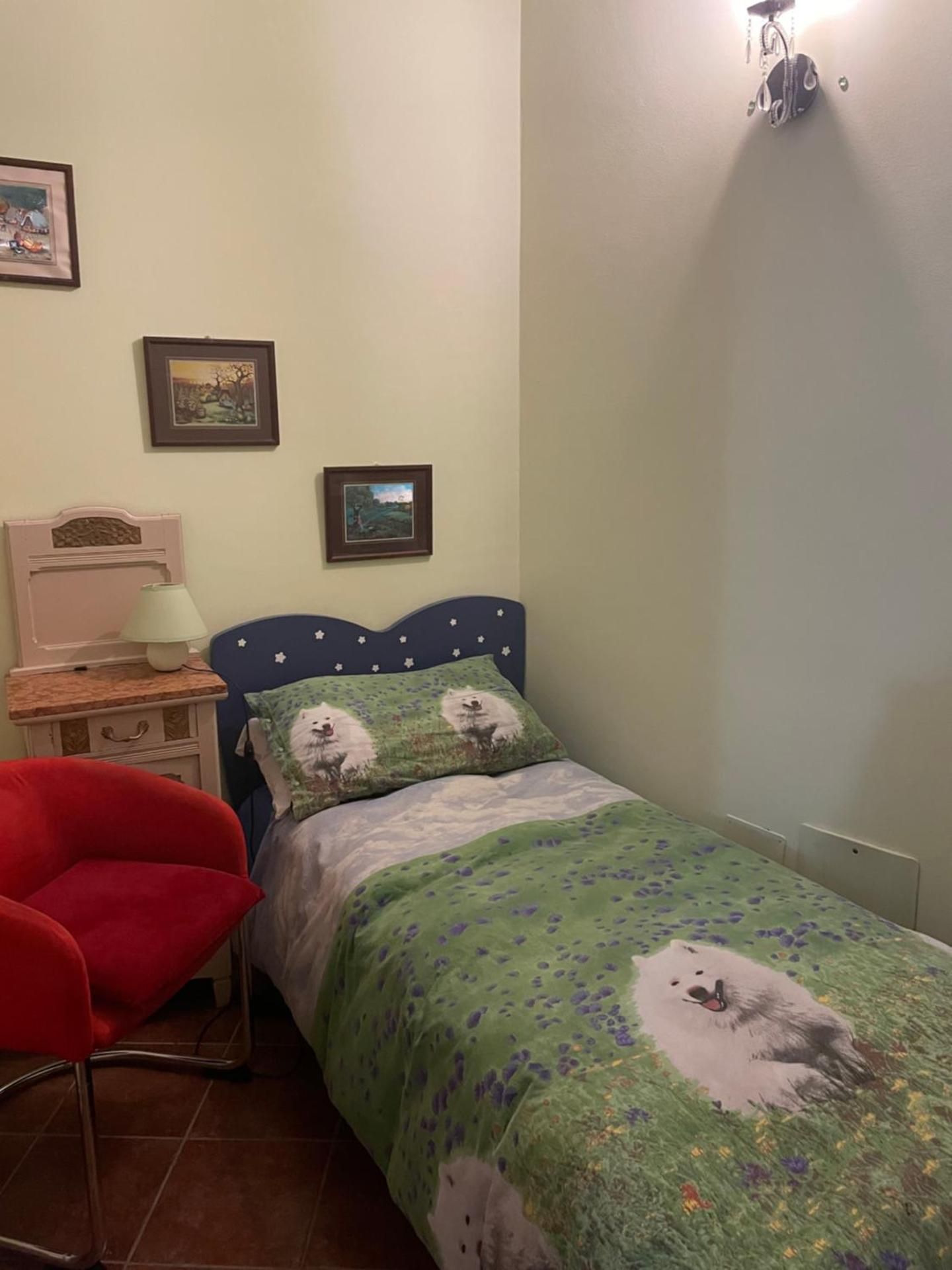 Single Room With Private Bathroom