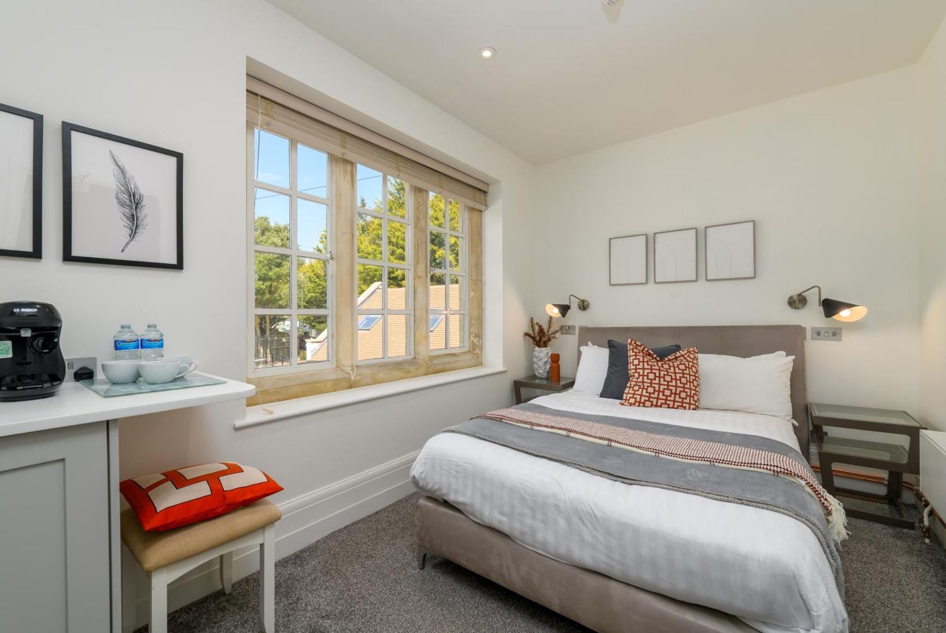 Deluxe King Room