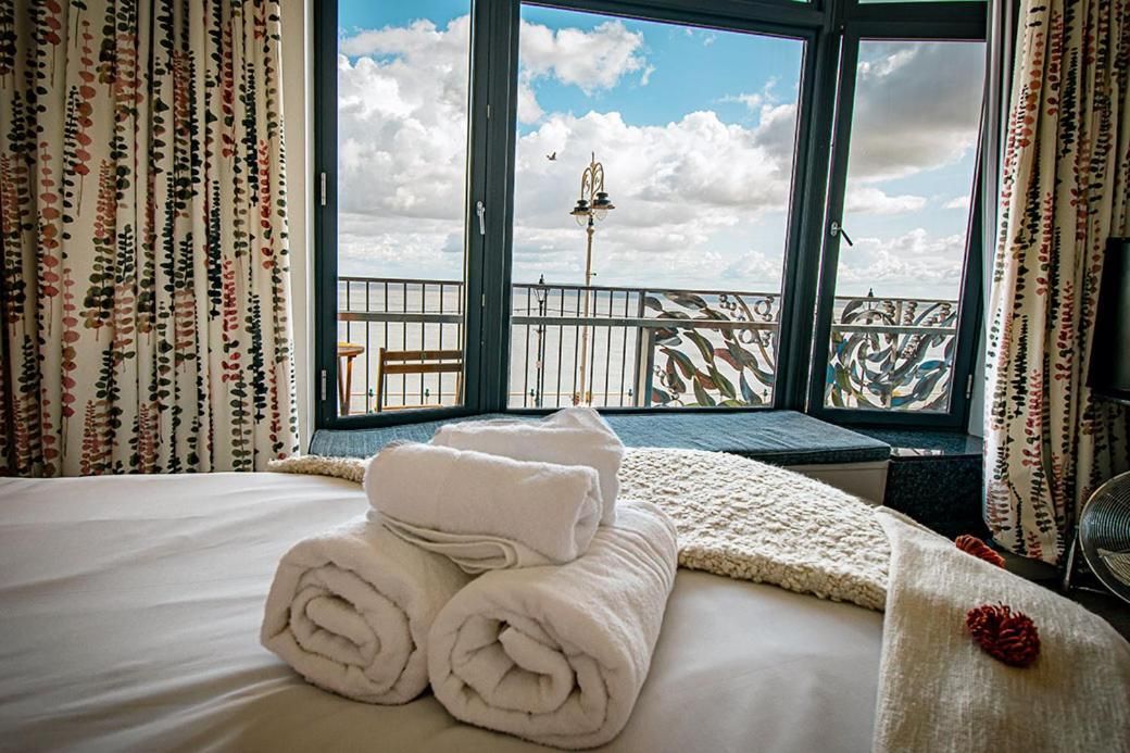 Deluxe Double Room with Balcony and Sea View