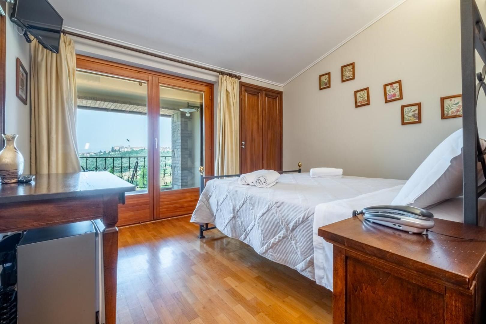 Double Room with Terrace