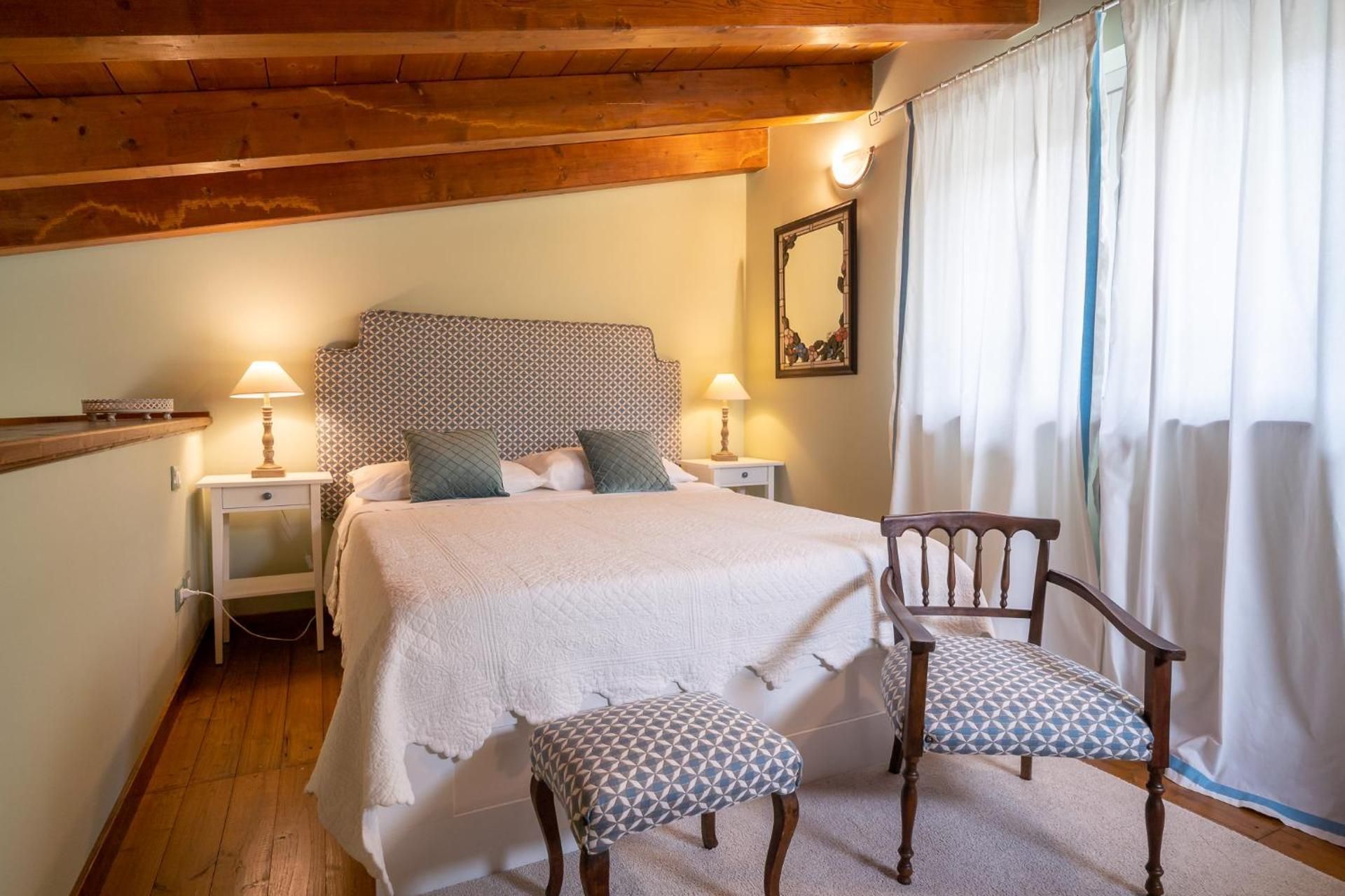 Queen Suite
