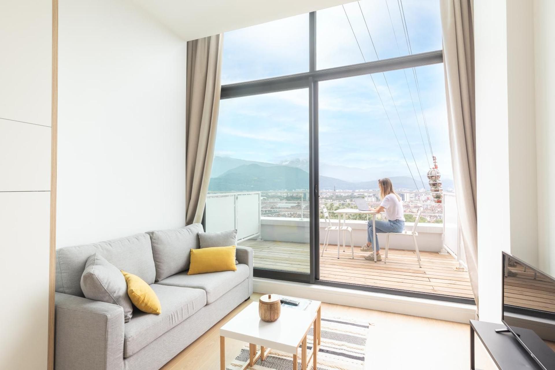 One-Bedroom Apartment with Terrace