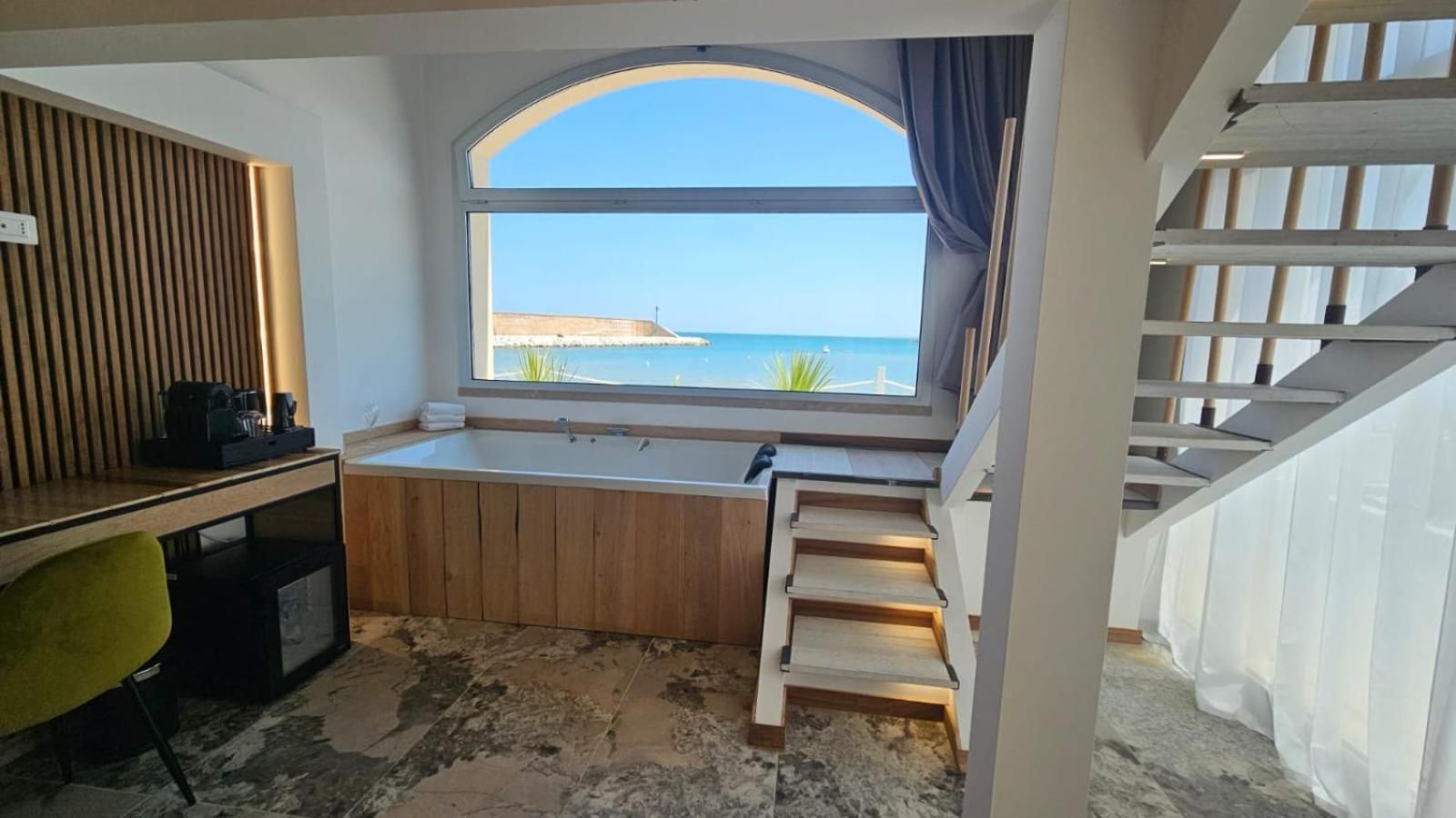 Superior Suite with Sea View