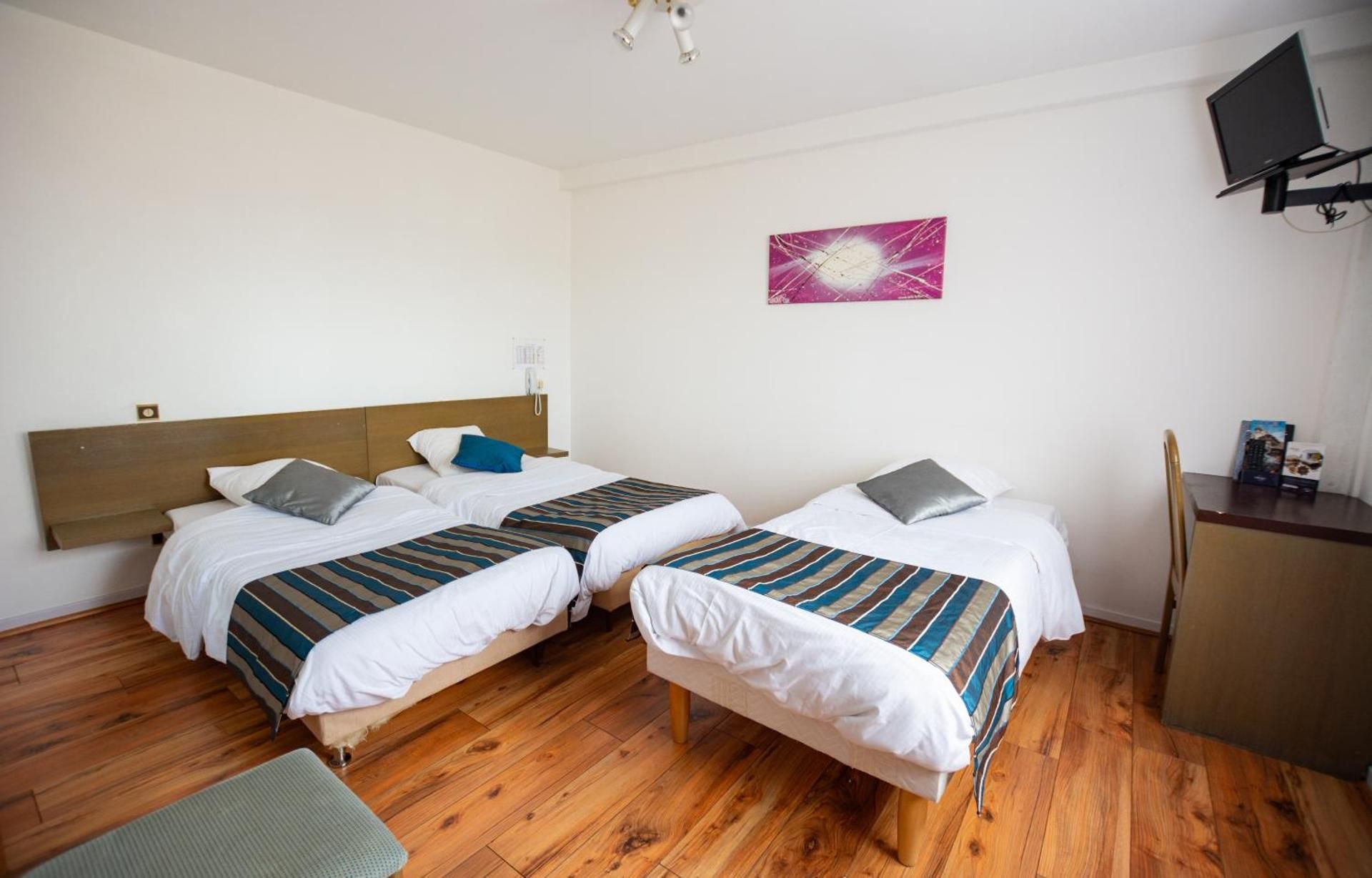 Triple Room