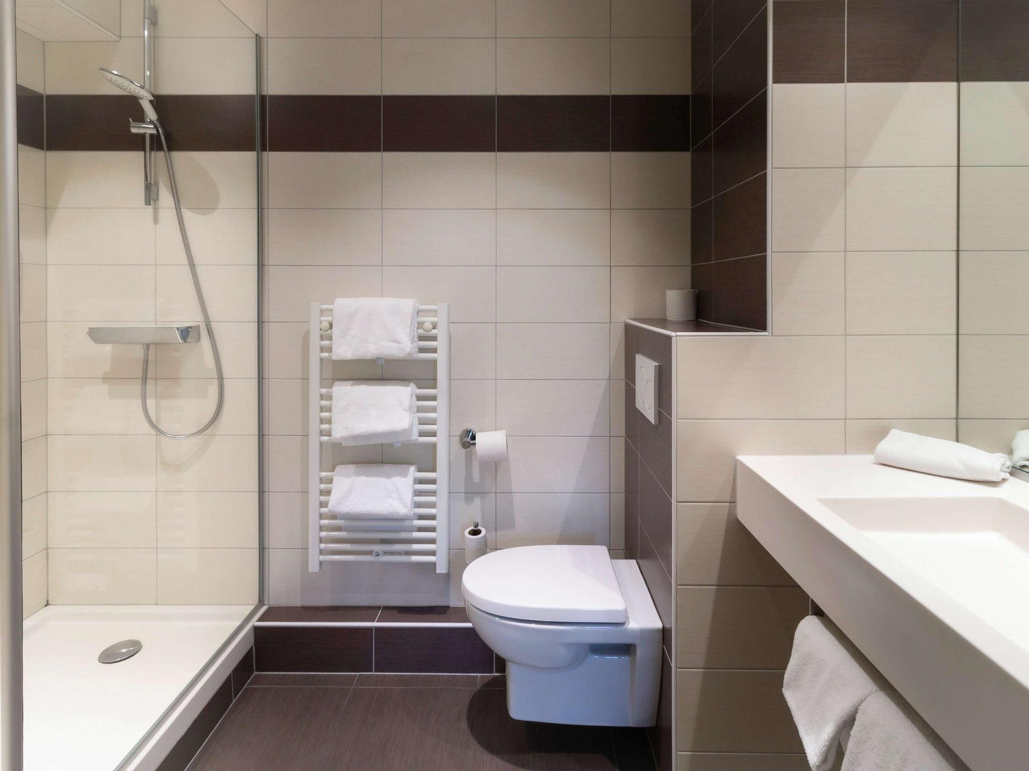 greet Hotel Colmar POP Family Room for 4 people 3