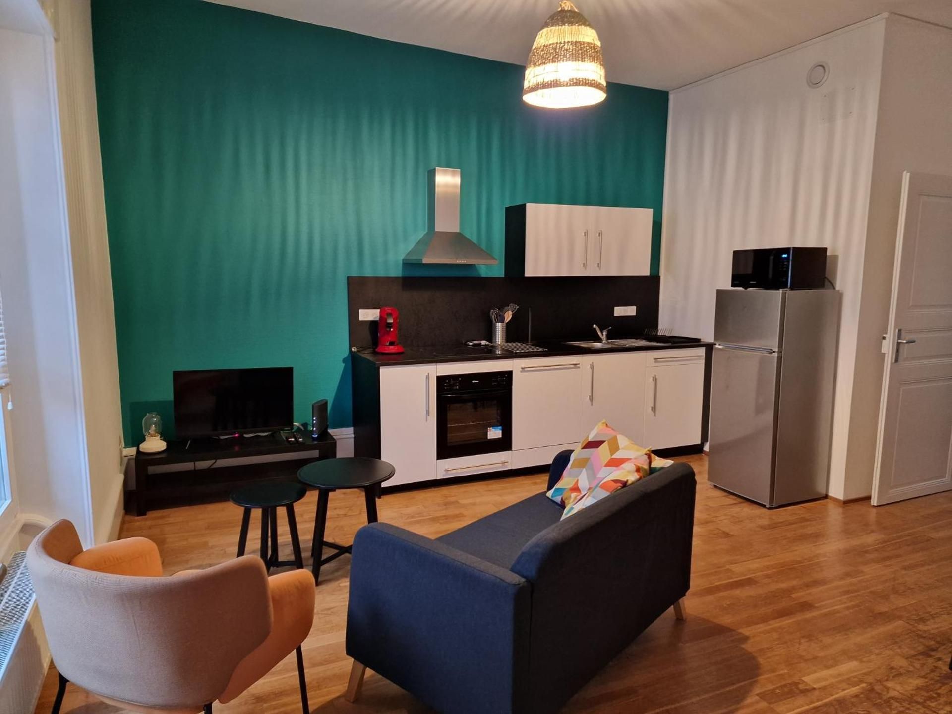 One-Bedroom Apartment