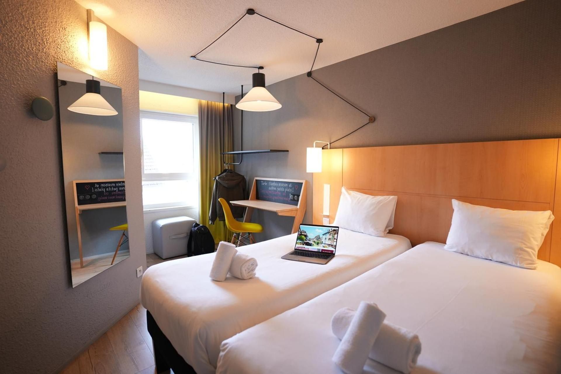 ibis Colmar Centre Standard Room with 2 Single Beds