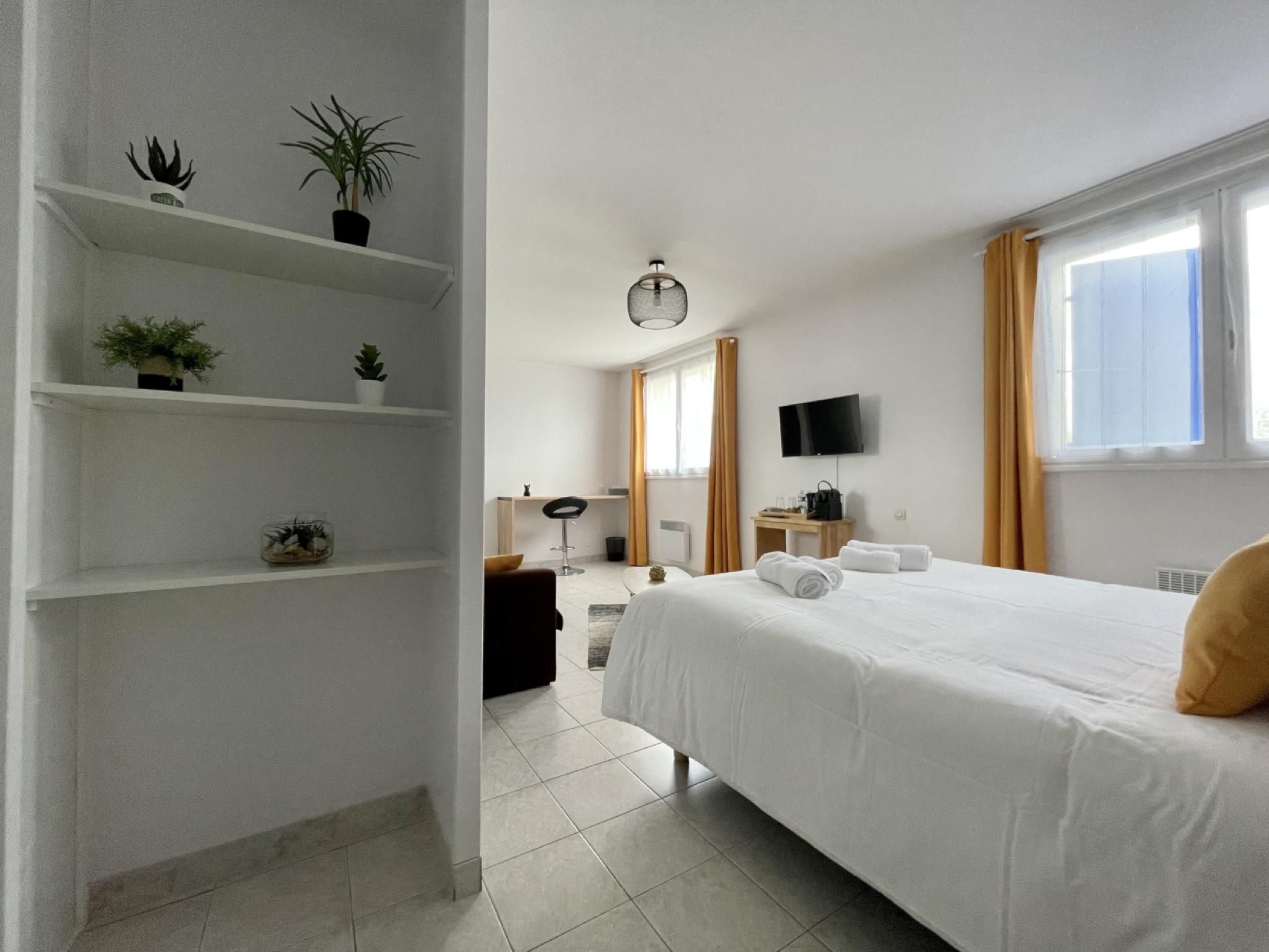 Maison-Entière-Confort-Salle de bain privée extérieure-Vue sur Jardin
