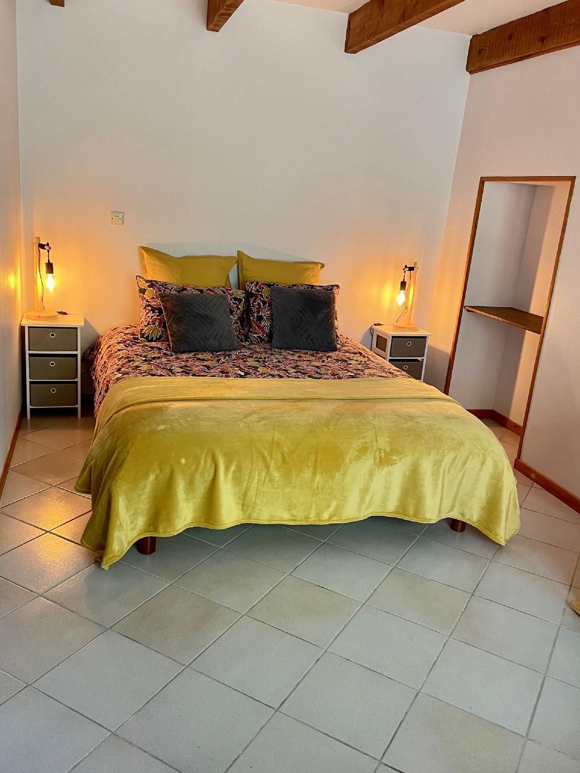 Gîte-Appartement-Salle d'eau-Vue sur Jardin