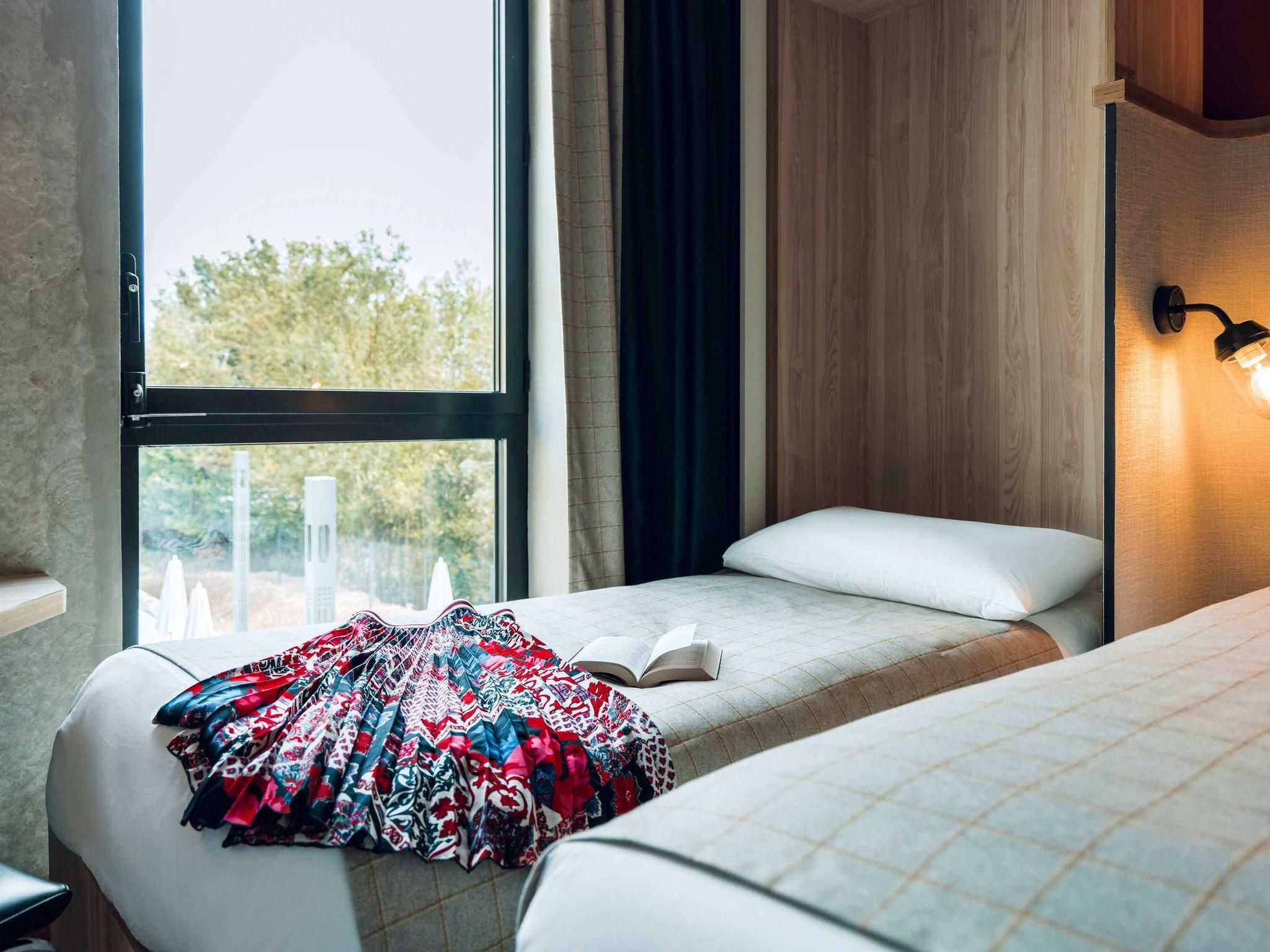 Standard Room - 1 double bed and 2 single beds