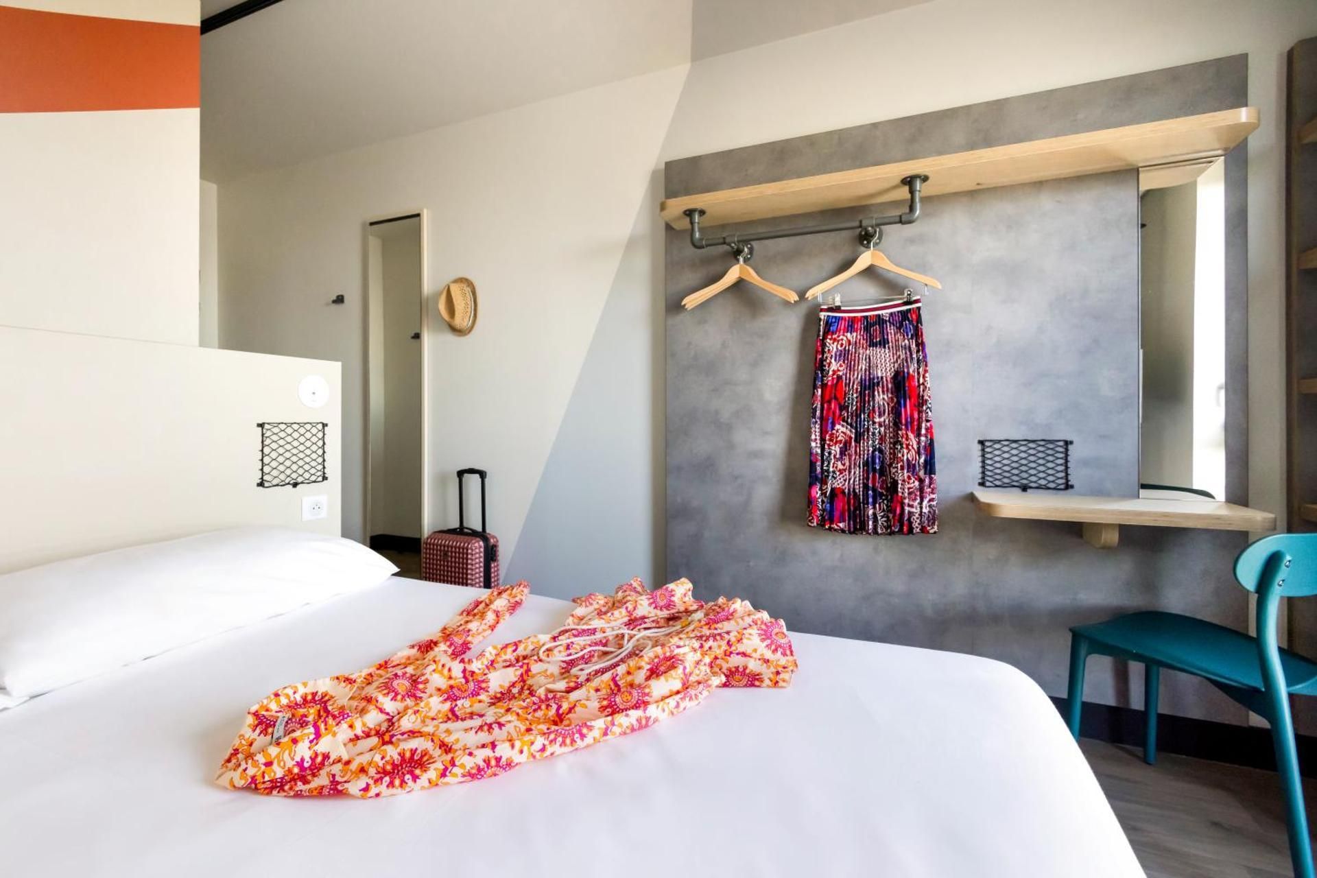 Bedroom with 1 double bed